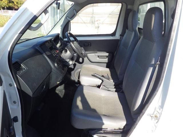 タウンエーストラック 平ボディ　ＤＸ　積載０．８ｔ　ＭＴ　ガソリン　荷台内寸２５０×１６０×３７　車両外寸４２７×１６７×１８９　車両総重量３．５ｔ未満　荷台地上高約７３　新普通免許証　４ナンバー　エンジン型式３ＳＺ　１５００ＣＣ　小型　トラック（8枚目）