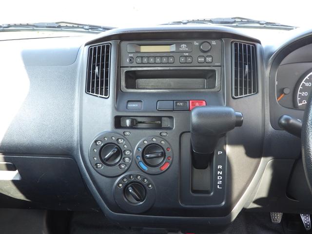 ライトエーストラック 平ボディ　ＤＸ　積載０．８ｔ　ＡＴ　ガソリン　荷台内寸２５０×１６０×３７　車両外寸４２７×１６７×１８９　車両総重量３．５ｔ未満　新普通免許証　４ナンバー　エンジン型式３ＳＺ　１５００ＣＣ　保証付　小型　トラック（9枚目）