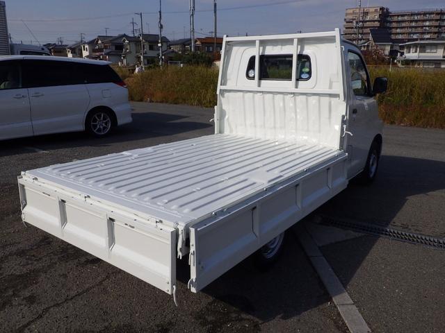 ライトエーストラック 平ボディ　ＤＸ　積載０．８ｔ　ＡＴ　ガソリン　荷台内寸２５０×１６０×３７　車両外寸４２７×１６７×１８９　車両総重量３．５ｔ未満　新普通免許証　４ナンバー　エンジン型式３ＳＺ　１５００ＣＣ　保証付　小型　トラック（23枚目）