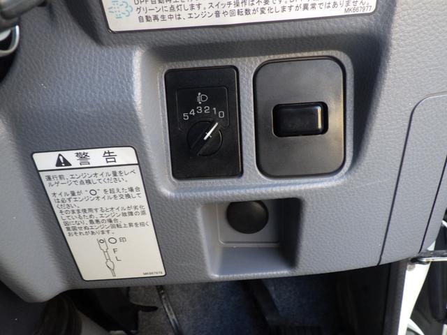 キャンター ３段クレーン　積載３ｔ　高床　ＭＴ　ディーゼル　荷台内寸３７３×１７８×３８　車両外寸５９８×１９３×２７２　車両総重量７．５ｔ未満　準中型免許証　１ナンバー　エンジン型式４Ｐ１０　３０００ＣＣ　保証付　小型　トラック（14枚目）