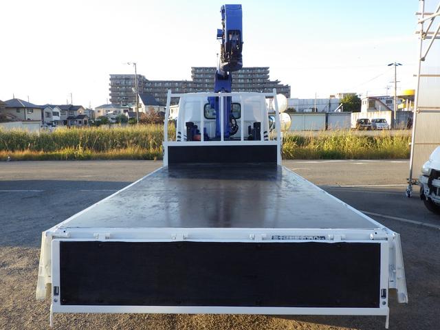 キャンター ３段クレーン　積載３ｔ　高床　ＭＴ　ディーゼル　荷台内寸３７３×１７８×３８　車両外寸５９８×１９３×２７２　車両総重量７．５ｔ未満　準中型免許証　１ナンバー　エンジン型式４Ｐ１０　３０００ＣＣ　保証付　小型　トラック（18枚目）