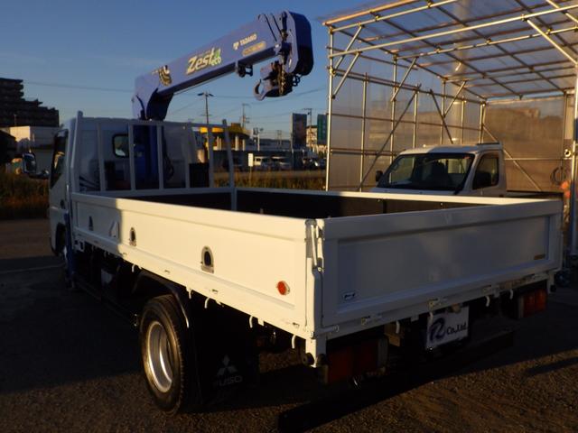 キャンター ３段クレーン　積載３ｔ　高床　ＭＴ　ディーゼル　荷台内寸３７３×１７８×３８　車両外寸５９８×１９３×２７２　車両総重量７．５ｔ未満　準中型免許証　１ナンバー　エンジン型式４Ｐ１０　３０００ＣＣ　保証付　小型　トラック（21枚目）