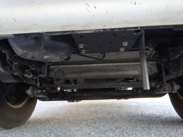 キャンター ３段クレーン　積載３ｔ　高床　ＭＴ　ディーゼル　荷台内寸３７３×１７８×３８　車両外寸５９８×１９３×２７２　車両総重量７．５ｔ未満　準中型免許証　１ナンバー　エンジン型式４Ｐ１０　３０００ＣＣ　保証付　小型　トラック（47枚目）