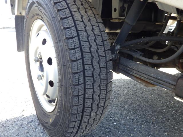 ハイゼットトラック 冷蔵冷凍車　中温　積載３５０ｋｇ　ＡＴ　ガソリン　荷室内寸１８０×１３４×１１９　車両外寸３３９×１４７×１９９　車両総重量３．５ｔ未満　新普通免許　８ナンバー　エンジン型式　ＫＦ　６６０ｃｃ　保証付　小型　トラック（36枚目）