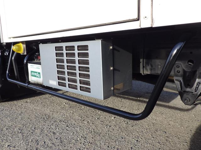 ダイナトラック 冷蔵・冷凍車　積載１．４ｔ　低床　ＭＴ　ガソリン　荷台内寸３１６×１５５×１３９　車両外寸５１０×１６９×２３３　車両総重量５．０ｔ未満　準中型免許証　８ナンバー　エンジン型式１ＴＲ　２０００ＣＣ　保証付　小型　トラック（42枚目）