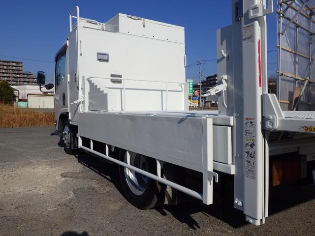 タイタントラック 平ボディ　垂直ＰＧ　積載２．３ｔ　ＡＴ　ディーゼル　荷台内寸２８０×１７７×５１　車輌外寸５１９×１９０×２４９　車両総重量７．５ｔ未満　準中型免許　１ナンバー　エンジン型式　４ＪＪ１　３０００ｃｃ　保証付　普通　トラック（21枚目）