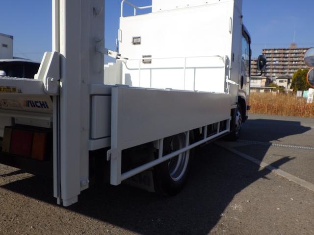 タイタントラック 平ボディ　垂直ＰＧ　積載２．３ｔ　ＡＴ　ディーゼル　荷台内寸２８０×１７７×５１　車輌外寸５１９×１９０×２４９　車両総重量７．５ｔ未満　準中型免許　１ナンバー　エンジン型式　４ＪＪ１　３０００ｃｃ　保証付　普通　トラック（22枚目）