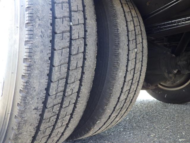 タイタントラック 平ボディ　垂直ＰＧ　積載２．３ｔ　ＡＴ　ディーゼル　荷台内寸２８０×１７７×５１　車輌外寸５１９×１９０×２４９　車両総重量７．５ｔ未満　準中型免許　１ナンバー　エンジン型式　４ＪＪ１　３０００ｃｃ　保証付　普通　トラック（43枚目）