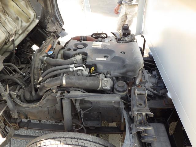 タイタントラック 平ボディ　垂直ＰＧ　積載２．３ｔ　ＡＴ　ディーゼル　荷台内寸２８０×１７７×５１　車輌外寸５１９×１９０×２４９　車両総重量７．５ｔ未満　準中型免許　１ナンバー　エンジン型式　４ＪＪ１　３０００ｃｃ　保証付　普通　トラック（50枚目）