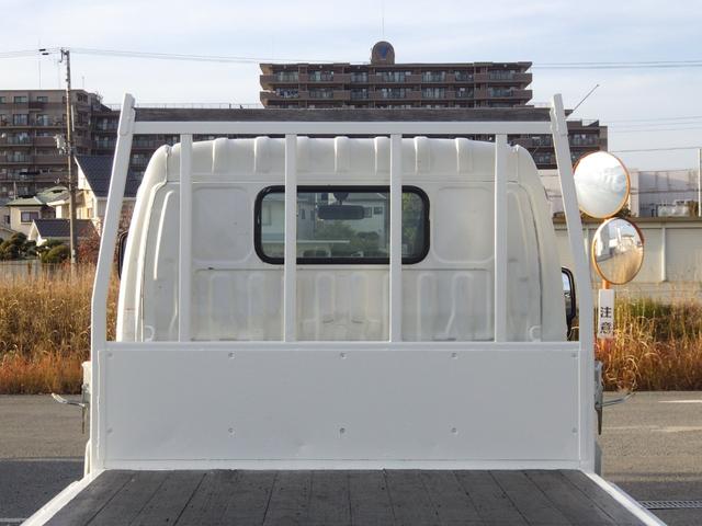 デュトロ 平　積載２ｔ　標準　ロング　全低床　ＡＴ　ディーゼル　荷台内寸４３６×１８０×３８　車両外寸６０２×１９０×２１９　車両総重量５．０ｔ未満　準中型免許証　１ナンバー　エンジン型式Ｎ０４Ｃ　４０００ＣＣ　保証付　小型　トラック（19枚目）