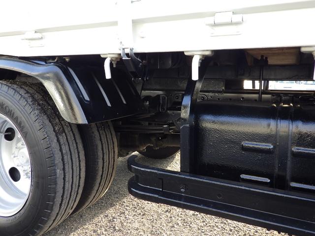 デュトロ 平　積載２ｔ　標準　ロング　全低床　ＡＴ　ディーゼル　荷台内寸４３６×１８０×３８　車両外寸６０２×１９０×２１９　車両総重量５．０ｔ未満　準中型免許証　１ナンバー　エンジン型式Ｎ０４Ｃ　４０００ＣＣ　保証付　小型　トラック（34枚目）