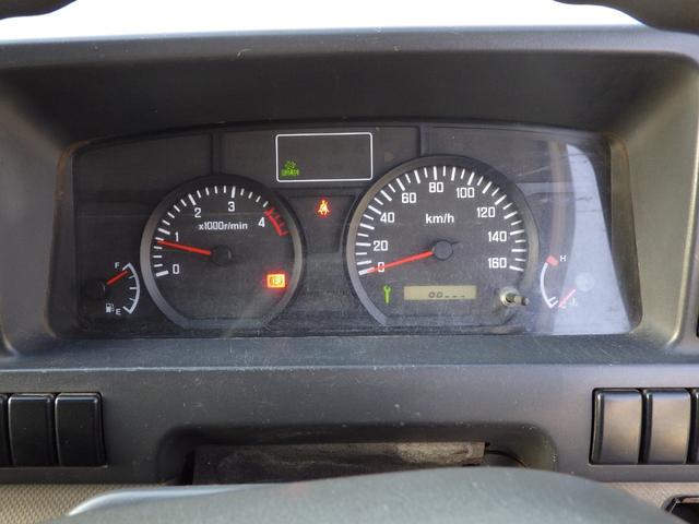 エルフトラック Ｗキャブ　積載１．５ｔ　低床　ＭＴ　ディーゼル　荷台内寸２０８×１６０×３８　車両外寸４６９×１６９×１９８　車両総重量５．０ｔ未満　準中型免許証　４ナンバー　エンジン型式４ＪＪ１　３０００ＣＣ　保証付　小型　トラック（22枚目）