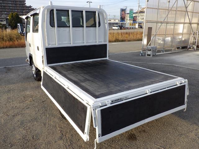 エルフトラック Ｗキャブ　積載１．５ｔ　低床　ＭＴ　ディーゼル　荷台内寸２０８×１６０×３８　車両外寸４６９×１６９×１９８　車両総重量５．０ｔ未満　準中型免許証　４ナンバー　エンジン型式４ＪＪ１　３０００ＣＣ　保証付　小型　トラック（25枚目）