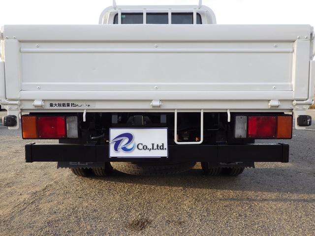 エルフトラック Ｗキャブ　積載１．５ｔ　低床　ＭＴ　ディーゼル　荷台内寸２０８×１６０×３８　車両外寸４６９×１６９×１９８　車両総重量５．０ｔ未満　準中型免許証　４ナンバー　エンジン型式４ＪＪ１　３０００ＣＣ　保証付　小型　トラック（41枚目）