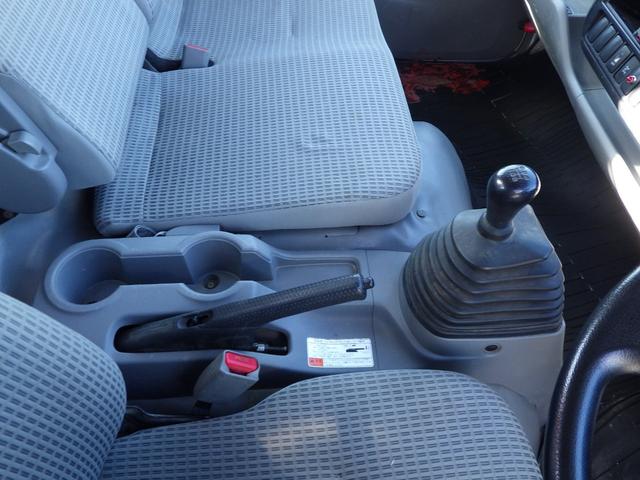 トヨエース ３段クレーン　ラジコン付き　積載２ｔ　高床　ＭＴ　ディーゼル　荷台内寸３７２×１８９×３７　車両外寸６１８×１９９×２６４　車両総重量７．５ｔ未満　準中型免許証　１ナンバー　エンジン型式Ｎ０４Ｃ　４０００ＣＣ　保証付　小型　トラック（15枚目）