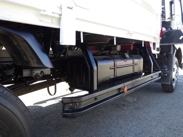 トヨエース ３段クレーン　ラジコン付き　積載２ｔ　高床　ＭＴ　ディーゼル　荷台内寸３７２×１８９×３７　車両外寸６１８×１９９×２６４　車両総重量７．５ｔ未満　準中型免許証　１ナンバー　エンジン型式Ｎ０４Ｃ　４０００ＣＣ　保証付　小型　トラック（34枚目）