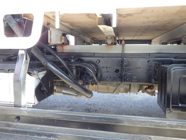 トヨエース ３段クレーン　ラジコン付き　積載２ｔ　高床　ＭＴ　ディーゼル　荷台内寸３７２×１８９×３７　車両外寸６１８×１９９×２６４　車両総重量７．５ｔ未満　準中型免許証　１ナンバー　エンジン型式Ｎ０４Ｃ　４０００ＣＣ　保証付　小型　トラック（35枚目）