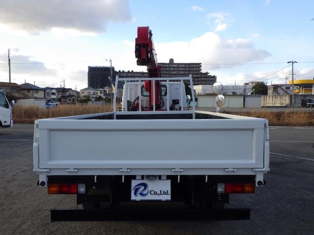 キャンター 4段クレーン 積載3t 標準 ロング MT ラジコン 荷台内寸369×178×38 車両外寸598×193×258 車両総重量7.5t未満 準中型免許 1ナンバー エンジン型式4P10 3000cc 小型 トラック ラジコン フックイン 吊り荷重2.6t(5枚目)