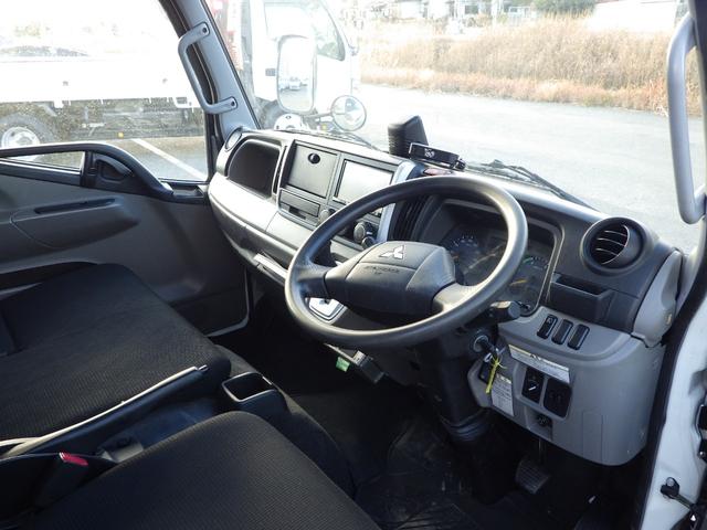 キャンター 平ボディ 積載2t 10尺 全低床 AT ディーゼル 荷台内寸310×160×38 車両外寸469×169×197 車両総重量5.0t未満 準中型免許 4ナンバー エンジン型式 4P10 3000cc 保証付 小型 トラック(6枚目)