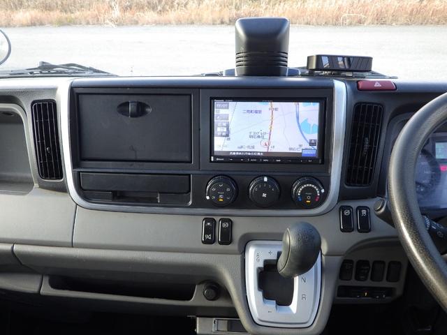 キャンター 平ボディ 積載2t 10尺 全低床 AT ディーゼル 荷台内寸310×160×38 車両外寸469×169×197 車両総重量5.0t未満 準中型免許 4ナンバー エンジン型式 4P10 3000cc 保証付 小型 トラック(9枚目)