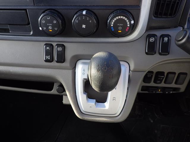 キャンター 平ボディ 積載2t 10尺 全低床 AT ディーゼル 荷台内寸310×160×38 車両外寸469×169×197 車両総重量5.0t未満 準中型免許 4ナンバー エンジン型式 4P10 3000cc 保証付 小型 トラック(14枚目)