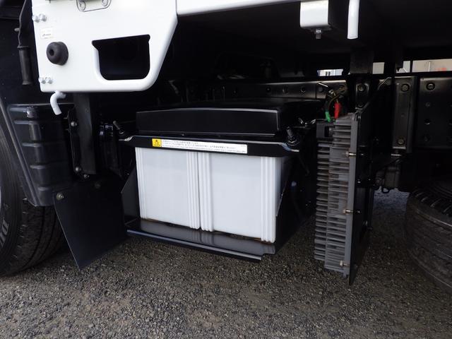 キャンター 平ボディ 積載2t 10尺 全低床 AT ディーゼル 荷台内寸310×160×38 車両外寸469×169×197 車両総重量5.0t未満 準中型免許 4ナンバー エンジン型式 4P10 3000cc 保証付 小型 トラック(40枚目)