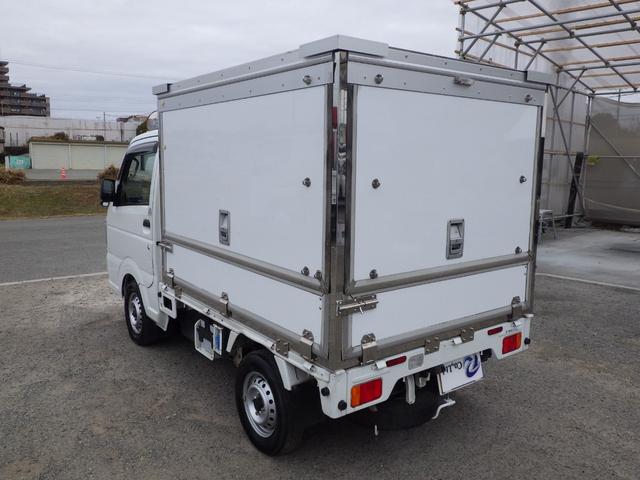 キャリイトラック 移動販売車　中温　８ナンバー　ＡＴ　積載３５０ｋｇ　三菱製冷蔵庫　設定温度－５℃〜２４℃　荷台内室１８０×１３７×１２０　車両外寸３３９×１４７×１２０　車両総重量３．５ｔ未満　新普通免許　８ナンバー　エンジン型式：Ｒ０６Ａ　６６０ｃｃ　小型　トラック（2枚目）