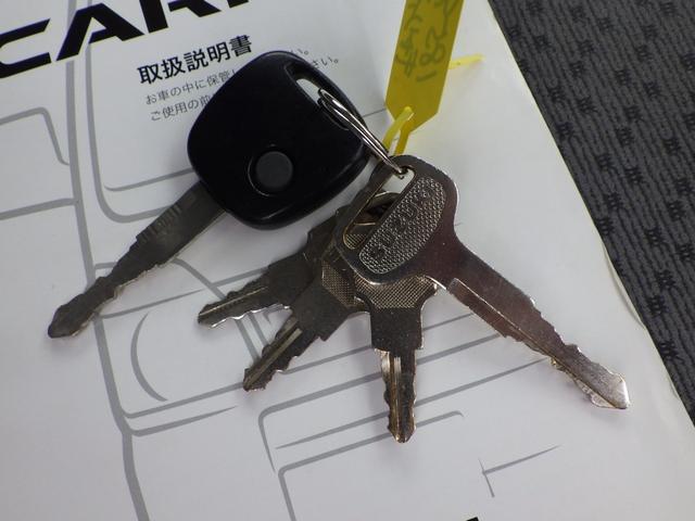 キャリイトラック 移動販売車　中温　８ナンバー　ＡＴ　積載３５０ｋｇ　三菱製冷蔵庫　設定温度－５℃〜２４℃　荷台内室１８０×１３７×１２０　車両外寸３３９×１４７×１２０　車両総重量３．５ｔ未満　新普通免許　８ナンバー　エンジン型式：Ｒ０６Ａ　６６０ｃｃ　小型　トラック（65枚目）