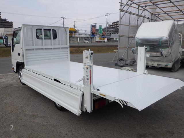 タイタントラック 平　垂直ＰＧ　積載１．３５ｔ　低床　ＭＴ　ディーゼル　荷台内寸３０４×１６０×３８　車両外寸４６８×１６９×１９５　車両総重量５．０ｔ未満　準中型免許　４ナンバー　エンジン型式　４ＪＪ１　３０００ｃｃ　保証付　小型　トラック（22枚目）