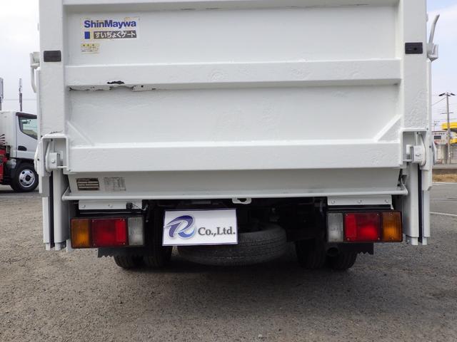 タイタントラック 平　垂直ＰＧ　積載１．３５ｔ　低床　ＭＴ　ディーゼル　荷台内寸３０４×１６０×３８　車両外寸４６８×１６９×１９５　車両総重量５．０ｔ未満　準中型免許　４ナンバー　エンジン型式　４ＪＪ１　３０００ｃｃ　保証付　小型　トラック（42枚目）