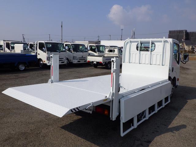 アトラストラック 平・垂直PG・積載2t・全低床・AT・ディーゼル 荷台内寸304×156×63 車両外寸469×169×199 車両総重量5t未満 新明和製PG 昇降能力600kg 準中型免許 4ナンバー エンジン型式 ZD30 3000cc 普通 トラック(28枚目)