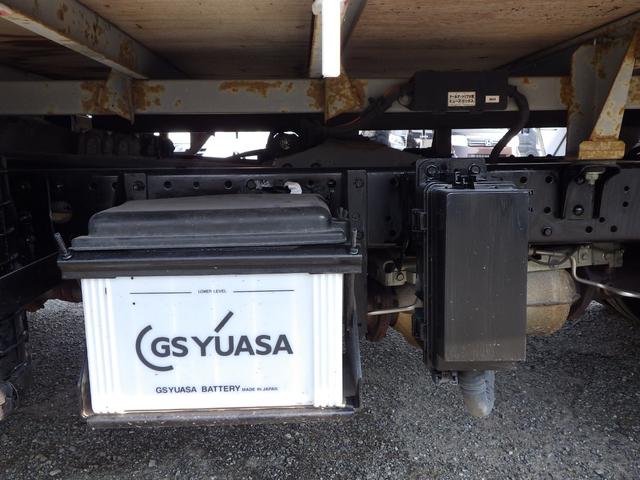 アトラストラック 平・垂直PG・積載2t・全低床・AT・ディーゼル 荷台内寸304×156×63 車両外寸469×169×199 車両総重量5t未満 新明和製PG 昇降能力600kg 準中型免許 4ナンバー エンジン型式 ZD30 3000cc 普通 トラック(55枚目)