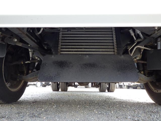 アトラストラック 平・垂直PG・積載2t・全低床・AT・ディーゼル 荷台内寸304×156×63 車両外寸469×169×199 車両総重量5t未満 新明和製PG 昇降能力600kg 準中型免許 4ナンバー エンジン型式 ZD30 3000cc 普通 トラック(64枚目)