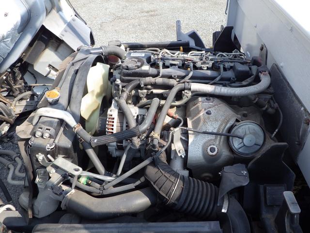 アトラストラック 平・垂直PG・積載2t・全低床・AT・ディーゼル 荷台内寸304×156×63 車両外寸469×169×199 車両総重量5t未満 新明和製PG 昇降能力600kg 準中型免許 4ナンバー エンジン型式 ZD30 3000cc 普通 トラック(66枚目)