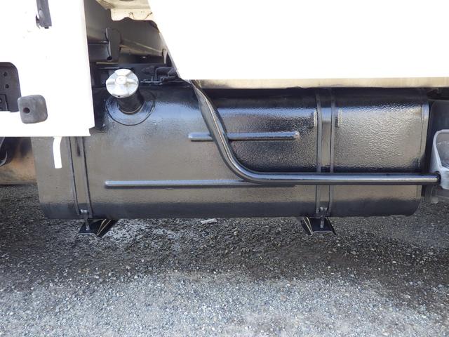 ダイナトラック Ｗキャブ・積載１．２５ｔ・ＭＴ・ガソリン　荷台内寸２０９×１５９×３８　車両外寸４６９×１６９×１９８　車両総重量３．５ｔ未満　荷台地上高　約７６　新普通免許　４ナンバー　エンジン型式／１ＴＲ　全ドアパワーウィンドウ　２０００ｃｃ（37枚目）