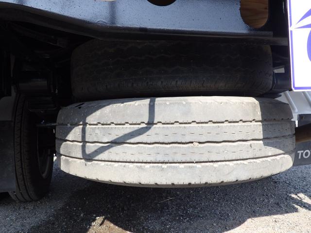 ダイナトラック Ｗキャブ・積載１．２５ｔ・ＭＴ・ガソリン　荷台内寸２０９×１５９×３８　車両外寸４６９×１６９×１９８　車両総重量３．５ｔ未満　荷台地上高　約７６　新普通免許　４ナンバー　エンジン型式／１ＴＲ　全ドアパワーウィンドウ　２０００ｃｃ（48枚目）