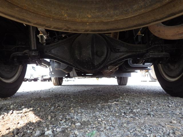 ダイナトラック Ｗキャブ・積載１．２５ｔ・ＭＴ・ガソリン　荷台内寸２０９×１５９×３８　車両外寸４６９×１６９×１９８　車両総重量３．５ｔ未満　荷台地上高　約７６　新普通免許　４ナンバー　エンジン型式／１ＴＲ　全ドアパワーウィンドウ　２０００ｃｃ（49枚目）