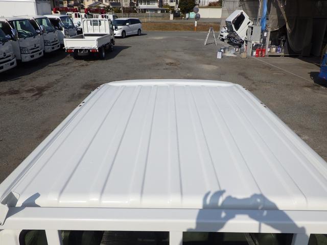 ダイナトラック Ｗキャブ・積載１．２５ｔ・ＭＴ・ガソリン　荷台内寸２０９×１５９×３８　車両外寸４６９×１６９×１９８　車両総重量３．５ｔ未満　荷台地上高　約７６　新普通免許　４ナンバー　エンジン型式／１ＴＲ　全ドアパワーウィンドウ　２０００ｃｃ（53枚目）