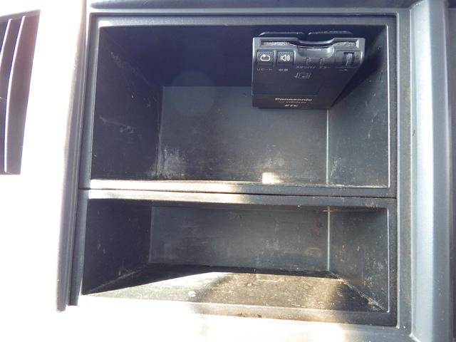 タイタントラック 平ボディ　２ｔ　ロング　ワイド　全低床　ＭＴ　ディーゼル　荷台内寸　４３５×１７８×３８　車両外寸　６０６×１９０×２２２　車両総重量　５．０ｔ未満　準中型免許　１ナンバー　エンジン型式　４ＪＪ１　１５０ｐｓ　３０００ＣＣ　保証付　小型　トラック（12枚目）