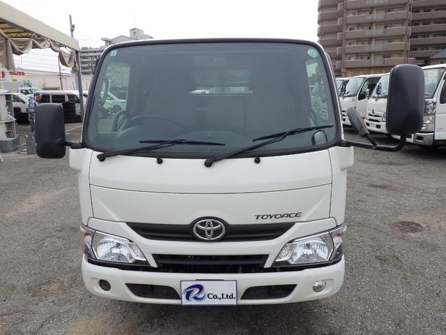 トヨエース 平　Ｗキャブ　１．２５ｔ　１０尺　標準　低床　ＭＴ　ガソリン　荷台内寸　２０８×１６０×３８　車両外寸　４６９×１６９×１９８　荷台地上高約　７１　車両総重量　３．５ｔ未満　普通免許　４ナンバー　エンジン型式　１ＴＲ　２０００ｃｃ　保障付　小型　トラック（4枚目）