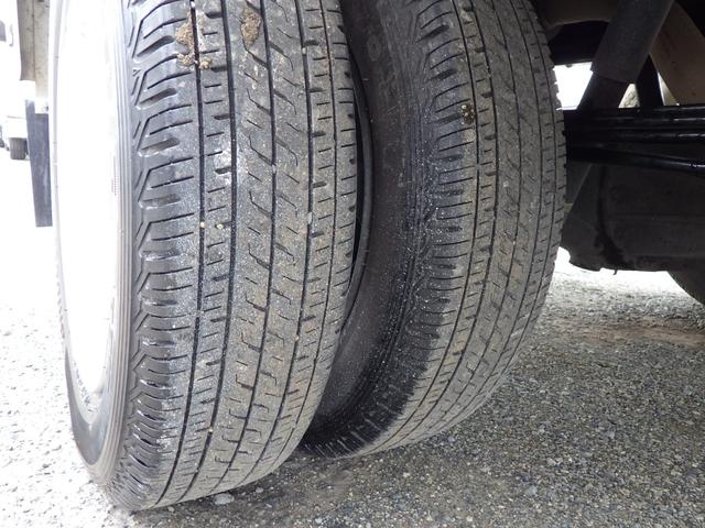 トヨエース 平　Ｗキャブ　１．２５ｔ　１０尺　標準　低床　ＭＴ　ガソリン　荷台内寸　２０８×１６０×３８　車両外寸　４６９×１６９×１９８　荷台地上高約　７１　車両総重量　３．５ｔ未満　普通免許　４ナンバー　エンジン型式　１ＴＲ　２０００ｃｃ　保障付　小型　トラック（35枚目）