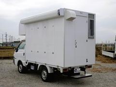 キッチンカー　外部電源付　非接触式三槽流し台　換気扇　荷室エアコン　給水排水タンク　コンセント　開閉式物置有　可動式提供カウンター有　荷室窓　荷室照明　ＥＴＣ　ＡＴ車 2