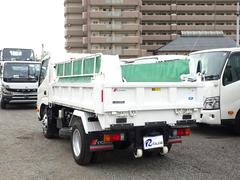 極東開発製ローダーダンプ　積載量３０００ｋｇ　車両総重量６５３５ｋｇ　コボレーン　ラジコン　リアピン　衝突軽減ブレーキ　車線逸脱警報装置　クリアランスソナー　左電格ミラー　ドライブレコーダー　ＥＴＣ 2