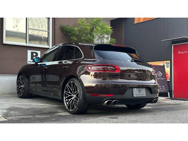 マカン マカンS V6 3000cc ターボ エアサスペンション ウッドパネル レザーシート ドラレコ ナビゲーション バックカメラ(9枚目)