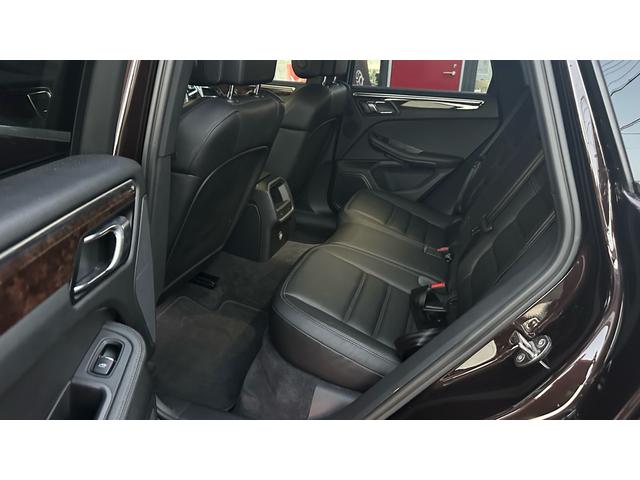 マカン マカンS V6 3000cc ターボ エアサスペンション ウッドパネル レザーシート ドラレコ ナビゲーション バックカメラ(14枚目)