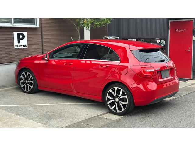 Aクラス A180 エディションスタイル 限定車 ナビ最終最新更新済 18インチアルミ バックカメラ カラードグリル ハーフレザー ETC(3枚目)