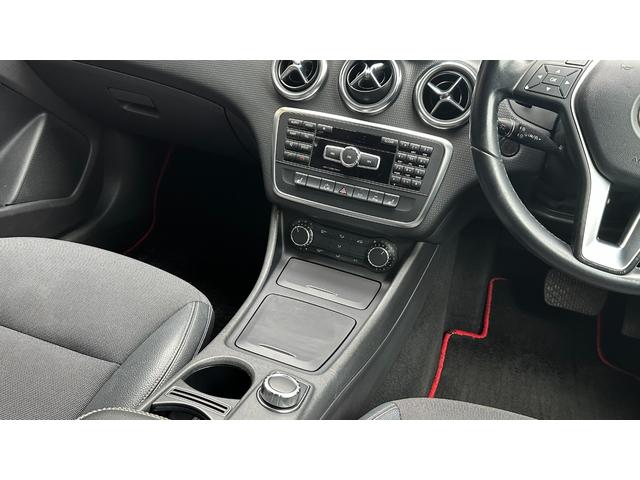 Aクラス A180 エディションスタイル 限定車 ナビ最終最新更新済 18インチアルミ バックカメラ カラードグリル ハーフレザー ETC(32枚目)