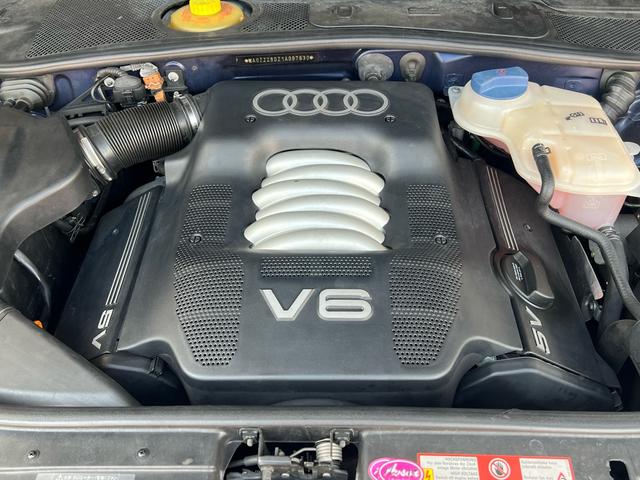 Ａ４アバント ２．４クワトロ　ワンオーナー　正規ディーラー車　レザーシート　４ＷＤクワトロ（45枚目）