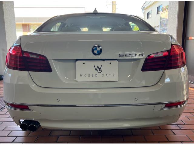 5シリーズ 523d ラグジュアリー ベージュレザーシート・バックカメラ・TV地デジ・純正ナビ・ETC(12枚目)