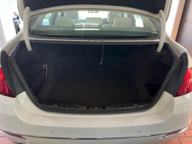 5シリーズ 523d ラグジュアリー ベージュレザーシート・バックカメラ・TV地デジ・純正ナビ・ETC(40枚目)